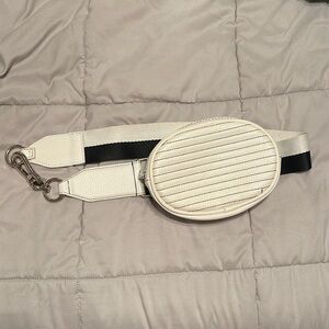 Belt bag crossover bag